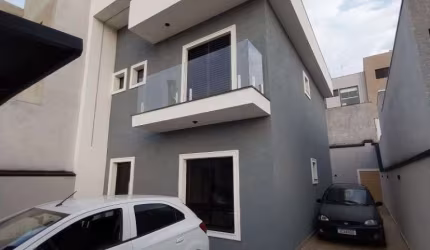 Casa com 3 dormitórios à venda, 130 m² por R$ 920.000,00 - Guaturinho - Cajamar/SP