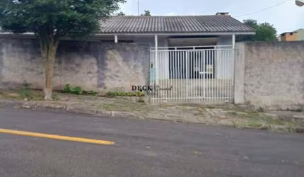 Casa em São José dos Pinhais com 96m², 2 dormitórios e 2 vagas de garagem no Bairro Pedro Moro, em São José dos Pinhais - PR