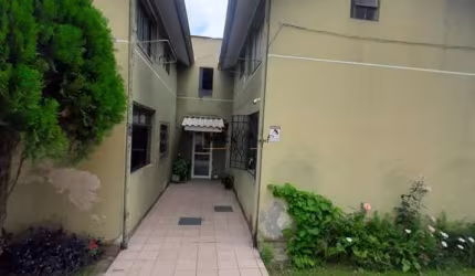 Apartamento à venda, 2 dormitórios em Curitiba, Atuba divisa com o Sta Cândida - Oportunidade!