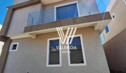 Sobrado | 3 dorm | Suíte | 2 vagas | 131 m² priv | Jardim das Américas - Curitiba/PR