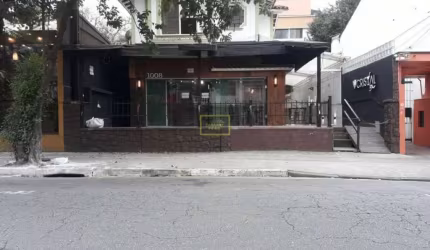 Sobrado comercial para venda ou locação no coração da Vila Madalena