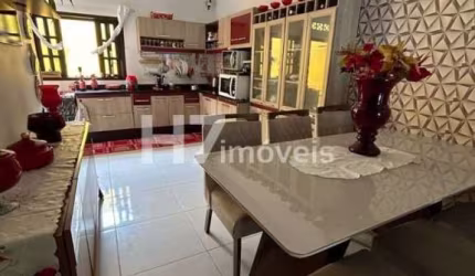 Casa com 1 suíte + 2 quartos, Boehmerwald - Joinville