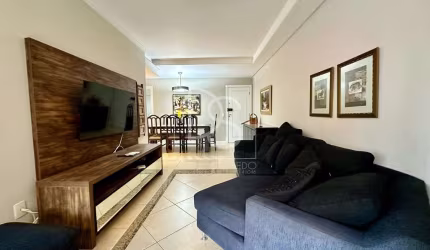 Apartamento quadra mar locação anual 3 quartos e 2 vagas em Balneário Camboriú