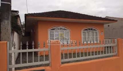 Casa com 2 quartos à venda na Rua Santa Izabel, 765, João Costa, Joinville por R$ 395.000