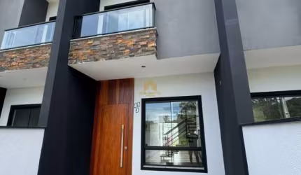 Casa com 2 quartos à venda na Rua Eugênio Gudin, 200, Vila Nova, Joinville por R$ 369.000