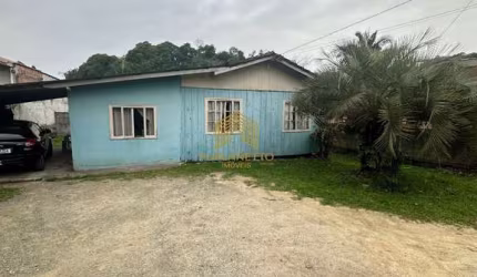 Casa com 3 quartos à venda na Rua Colombo, 503, João Costa, Joinville por R$ 219.000