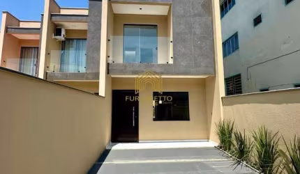 Casa com 3 quartos à venda na Massaranduba, 10, Jarivatuba, Joinville por R$ 435.000