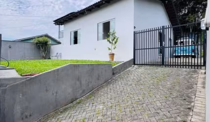 Casa com 3 quartos à venda na Rua Antônio Cidral, 300, Itaum, Joinville por R$ 459.900