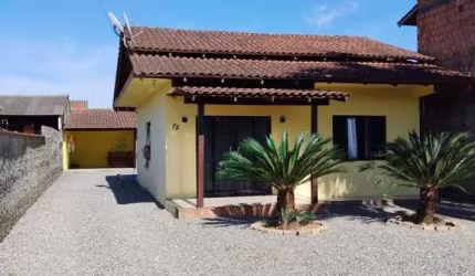 Casa com 2 quartos à venda na Rua Passo Fundo, 100, Fátima, Joinville por R$ 316.900