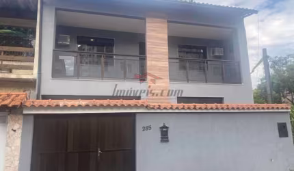 Casa em condomínio fechado com 4 quartos à venda na Rua General Miguel Ferreira, 178, Taquara, Rio de Janeiro, 160 m2 por R$ 688.000