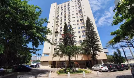 Apartamento com 2 quartos à venda na Rua André Rocha, 372, Taquara, Rio de Janeiro, 50 m2 por R$ 200.000