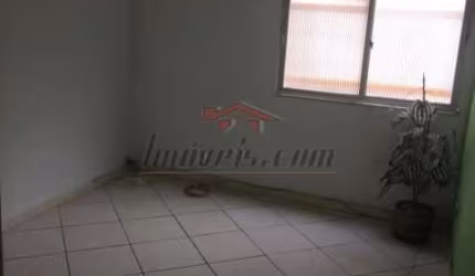 Apartamento com 3 quartos à venda na Rua Barão, 23, Praça Seca, Rio de Janeiro, 75 m2 por R$ 200.000