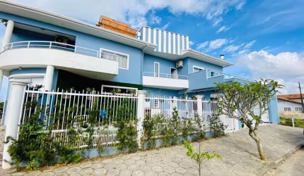 Casa em Meia Praia  -  Navegantes