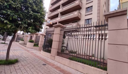 Apartamento com 3 dormitórios para alugar, 200 m² por R$ 2.830,00/mês - Centro - Londrina/PR