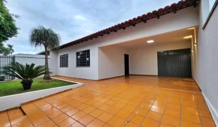 Casa com 3 dormitórios, 192 m² - venda por R$ 700.000,00 ou aluguel por R$ 3.600,00/mês - San Fernando - Londrina/PR