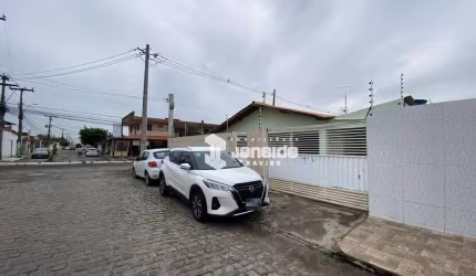 Casa com 4 dormitórios à venda, 80 m² por R$ 355.000,00 - Jardim Cruzeiro - Feira de Santana/BA