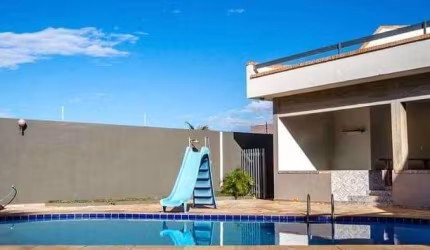 Imperdível Casa à Venda em Ribeirão Preto-SP, Jardim Botânico: 4 Quartos, 4 Suítes, 3 Salas, 5 Banheiros, 4 Vagas, 562m²!