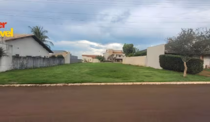 Terreno de 620m² em Condomínio no Centro de Cravinhos-SP  Quer Imóvel