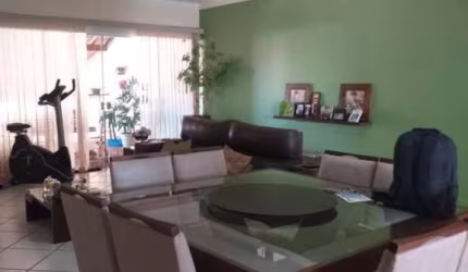Casa / Sobrado para Venda em Ribeirão Preto / SP no bairro Parque dos Lagos