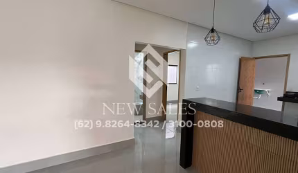 Casa térrea com 3 quartos, garagem para 3 carros - Jardim Scala / Trindade