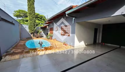 Casa com 3 quartos, sendo 2 suítes, 1 com hidromassagem - Jardim América