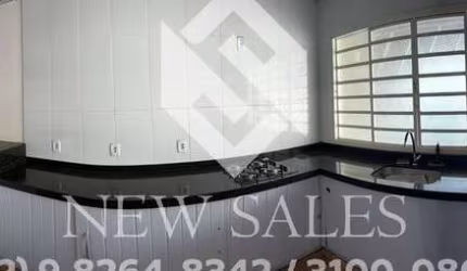 Vendo Ótima Casa no Jardim Nova Esperança 3 Quartos sendo 1 Suíte