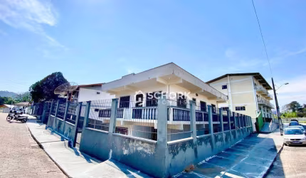 Casa com 3 dormitórios para alugar, 110 m² por R$ 2.539,04/mês - Salto do Norte - Blumenau/SC