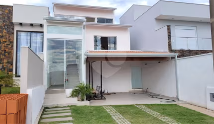 Condomínio com 3 quartos à venda em Vila Aparecida - SP