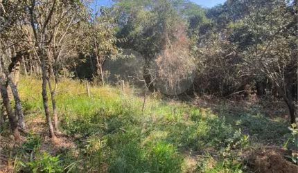 Terreno à venda em Campo Do Realengo - SP