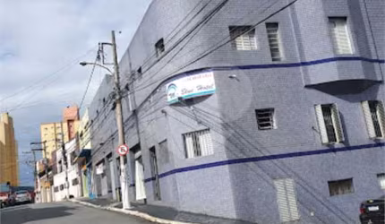 Prédio inteiro à venda em Centro - SP