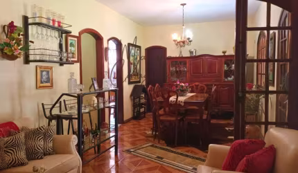 Casa para Venda em Miguel Pereira, Barão de Javary, 3 dormitórios, 1 suíte, 3 banheiros, 2 vagas