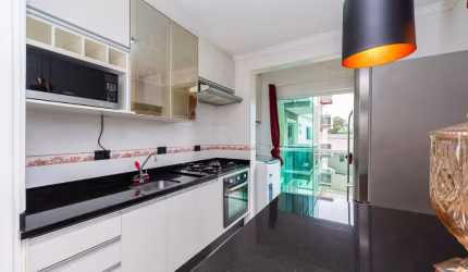 Lindo apartamento com 3 sacadas