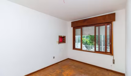 Casa com 3 quartos à venda na Rua Doutor Aurélio Py, 222, Medianeira, Porto Alegre, 100 m2 por R$ 640.000