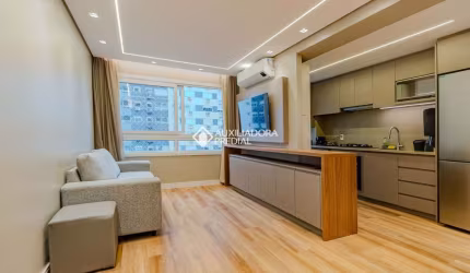 Apartamento com 3 quartos à venda na Rua Jerônymo Zelmanovitz, 100, São Sebastião, Porto Alegre, 81 m2 por R$ 850.000