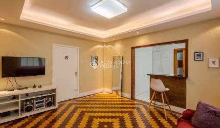 Apartamento com 1 quarto à venda na Avenida Cristóvão Colombo, 2460, Floresta, Porto Alegre, 63 m2 por R$ 320.000