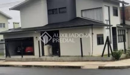 Casa em condomínio fechado com 4 quartos à venda na Rua Libório Kummer, 200, Mário Quintana, Porto Alegre, 175 m2 por R$ 830.000