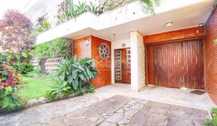 Casa com 5 quartos à venda na Rua Campos Elíseos, 225, Glória, Porto Alegre, 403 m2 por R$ 810.000
