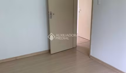Apartamento com 3 quartos à venda na Rua Orfanotrófio, 1111, Teresópolis, Porto Alegre, 81 m2 por R$ 250.000