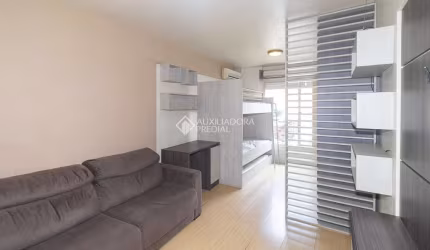 Kitnet / Stúdio para alugar na Avenida João Pessoa, 1091, Farroupilha, Porto Alegre, 30 m2 por R$ 1.450