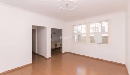 Apartamento com 2 quartos para alugar na Rua Marquês do Pombal, 351, Moinhos de Vento, Porto Alegre, 100 m2 por R$ 1.900