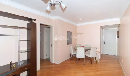 Apartamento com 3 quartos para alugar na Rua Miguel Couto, 335, Menino Deus, Porto Alegre, 90 m2 por R$ 3.600