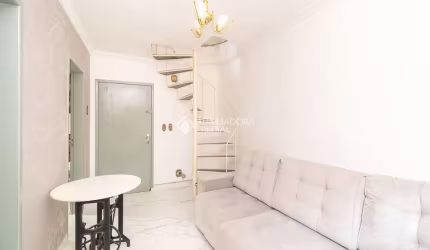 Cobertura com 2 quartos para alugar na Avenida Capivari, 572, Cristal, Porto Alegre, 80 m2 por R$ 2.300