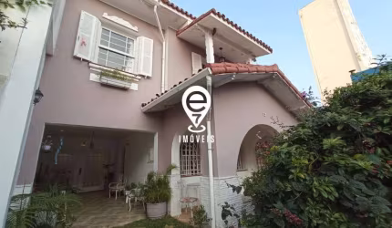 Casa de vila com 238m², 4 dorm.(2suítes) à venda.