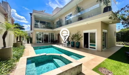 Luxuosa Casa de Alto Padrão à Venda em Alphaville