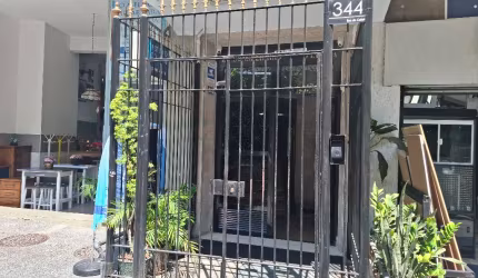 Imóvel para venda possui 42 metros quadrados com 1 quarto em Catete - Rio de Janeiro - RJ