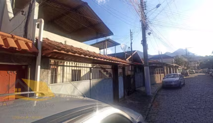 Vendo Casa na Vila Guarani com 3 quartos e 1 Suíte