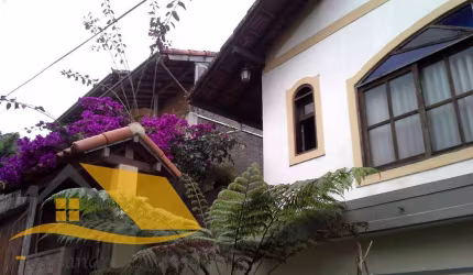 Vendo Casa na Chácara com 2 Quartos