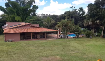 Chácara / sítio com 4 quartos à venda na Município de Cristianópolis, 1, Setor Central, Cristianópolis por R$ 1.505.000