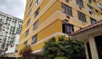 Apartamento de 2 Quartos com 2 Suítes em Santa Rosa, Niterói