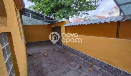 Casa em condomínio fechado com 4 quartos à venda na Rua Hugo Bezerra, Engenho de Dentro, Rio de Janeiro, 301 m2 por R$ 570.000